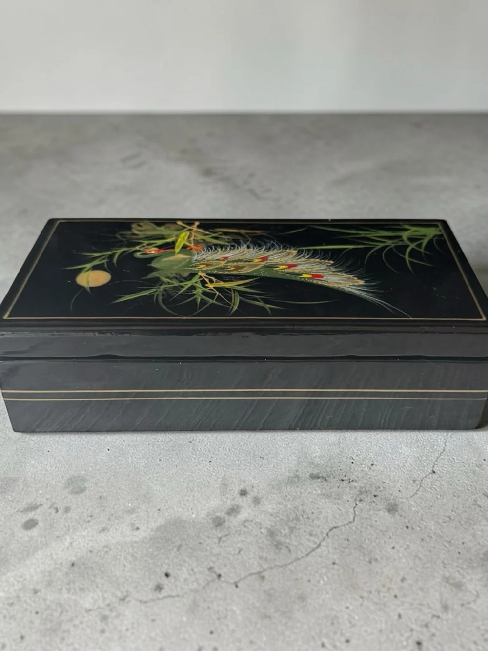Japanese Hand Painted Bird Black Lacquered Jewelry Trinket Box Dresser Vanity